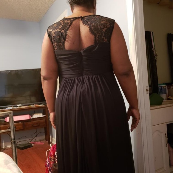 Black cocktail gown - Picture 5 of 5